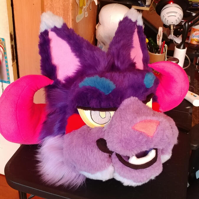 bh5 Another view of the head of Bleeding Heart.